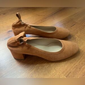 Everlane Day Heel in camel/tan, Size 8